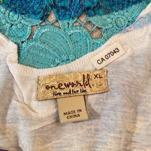 One World Live and let Live - crochet sleeveless blouse. Size XL - Picture 5 of 8